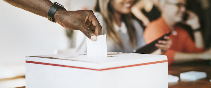 Är Sociala Medier Ett Hot Mot Demokratin? Här är Fyra Insikter Från ...